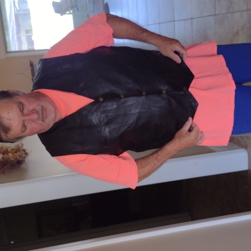 Giovanni Navarre Black Leather Vest size xxl
